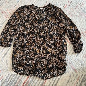 Large | Flowered 3/4 Length Top | Maurice’s |